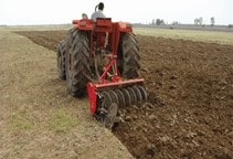 آشنایی با مشکلات خاکورزی مرسوم